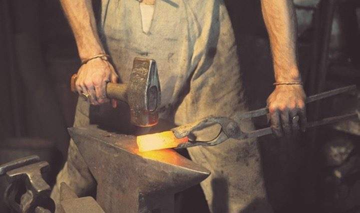 forger pour devenir forgeron - de la Ludopédagogie